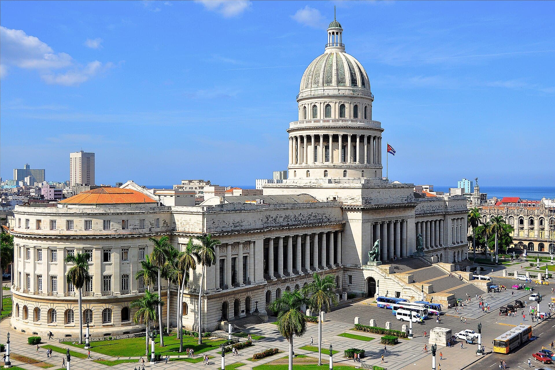 Clădirea Capitoliului Național din Havana, Cuba, văzută din exterior. (Foto: Nigel Pacquette / CC BY-SA 3.0, Wikimedia Commons)