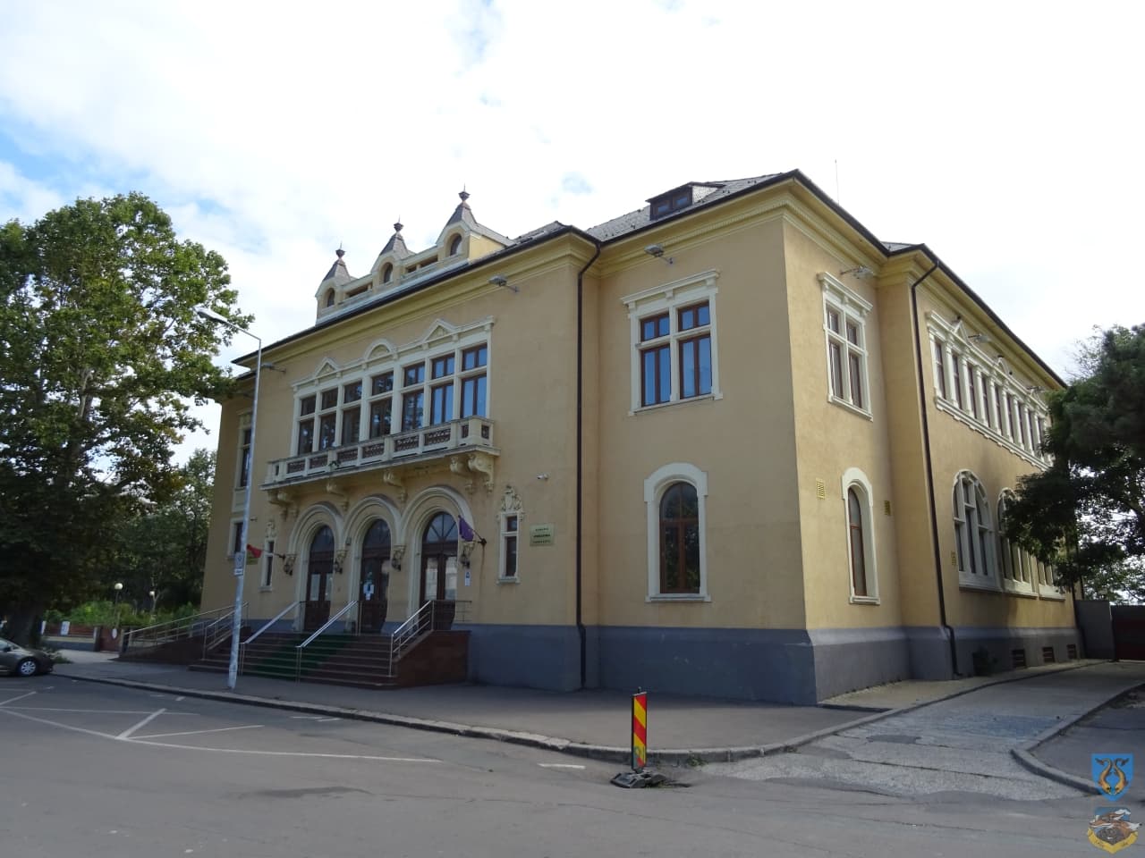 O clădire de instanță din Constanța, fotografiată din exterior. (Foto: Rotaru Florin / CC BY-SA 4.0, Wikimedia Commons)