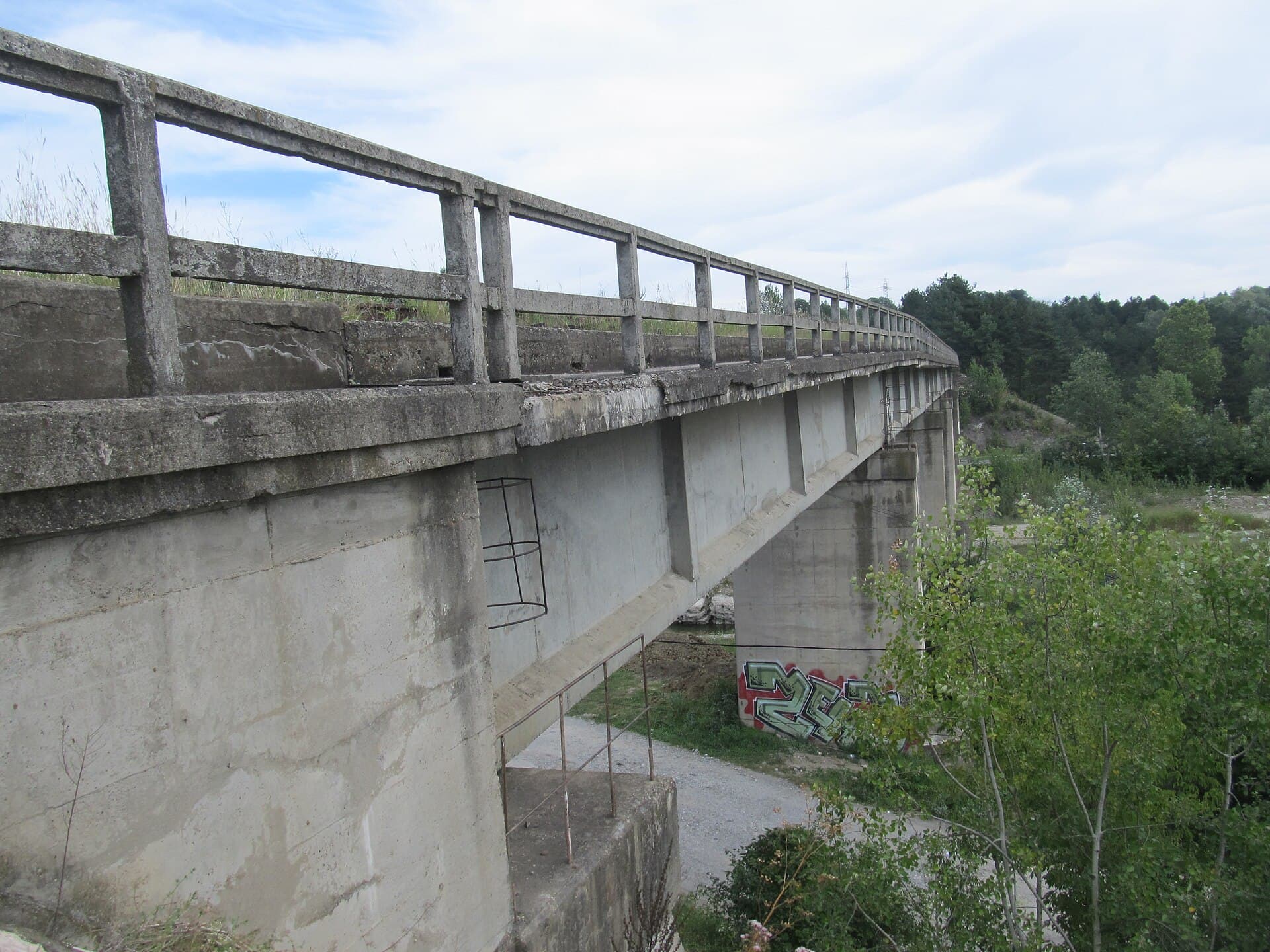 Râul Prahova în zona Câmpina, în timpul unei avertizări hidrologice. (Foto: Nenea hartia / CC BY-SA 4.0, Wikimedia Commons)