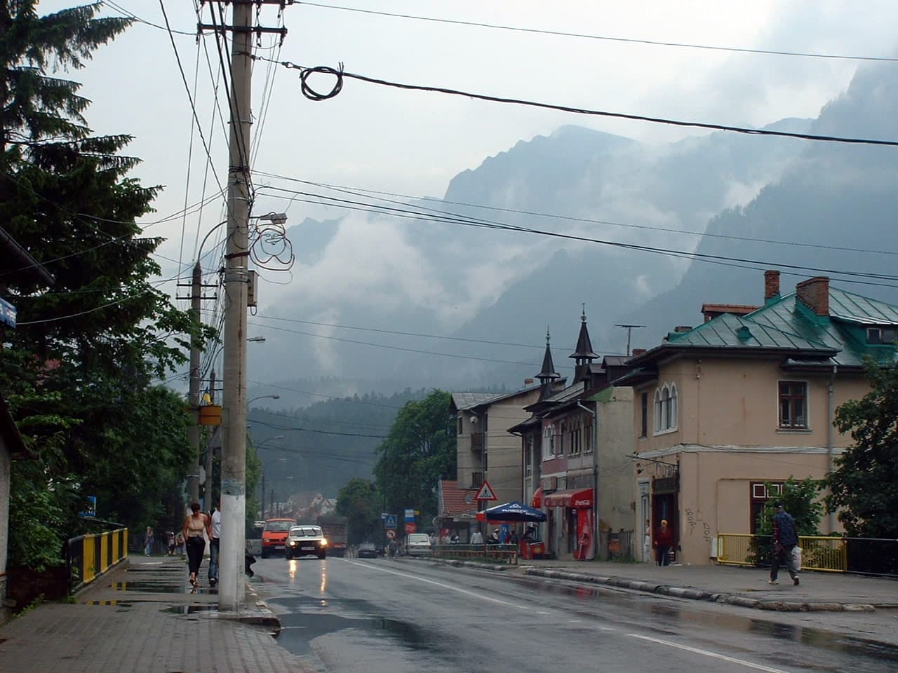 Întrerupere apă în Bușteni și Azuga: zonele afectate (Foto: Alesia17 / CC BY 3.0, Wikimedia Commons)