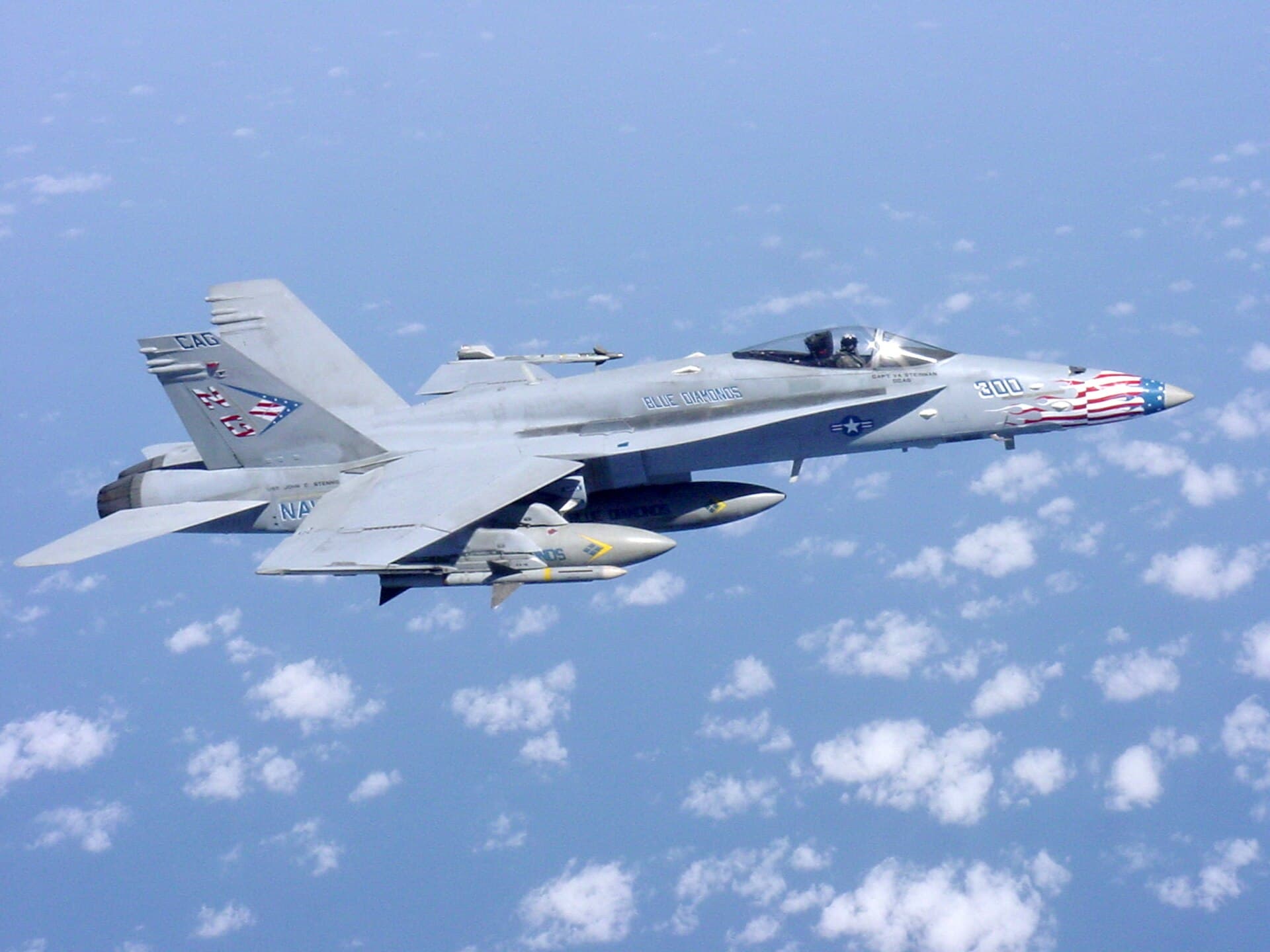 Mesaj RO Alert în Tulcea: două F-16, ridicate după o țintă la Sulina (Foto de arhivă: U.S. Navy photo by Lt. Kyle "Chet" Turco. / Public domain, Wikimedia Commons)