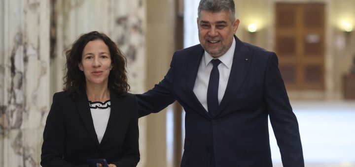 HOTNEWS.RO: Roxana Mînzatu, despre cotele de gen în politică: „E nevoie de ele/ E imposibil să crezi că toate competențele se concentrează la bărbați” - HotNews.ro