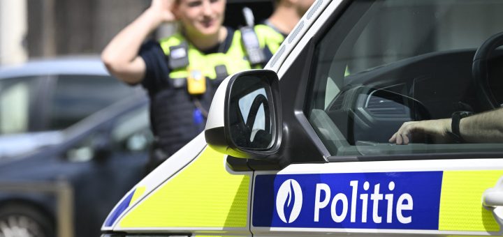 HOTNEWS.RO: Un preot belgian a fost arestat pentru trafic de droguri, după moartea unui coleg britanic într-un prezbiteriu din Anvers - HotNews.ro