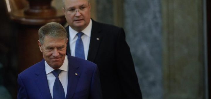 HOTNEWS.RO: „Epoca Iohannis s-a terminat”. Nicolae Ciucă respinge o viitoare funcție guvernamentală pentru Iohannis: „Nu e Putin, iar eu nu sunt Medvedev”