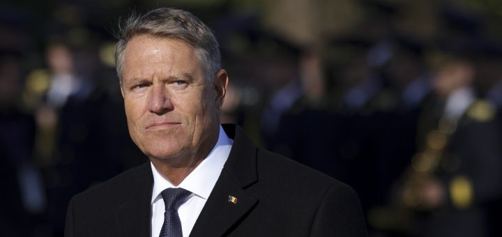 HOTNEWS.RO: Profesor de drept constituțional, la sfârșitul deceniului cu Klaus Iohannis: „Șeful de stat, redus la postura de agent electoral sau dezvoltator imobiliar”