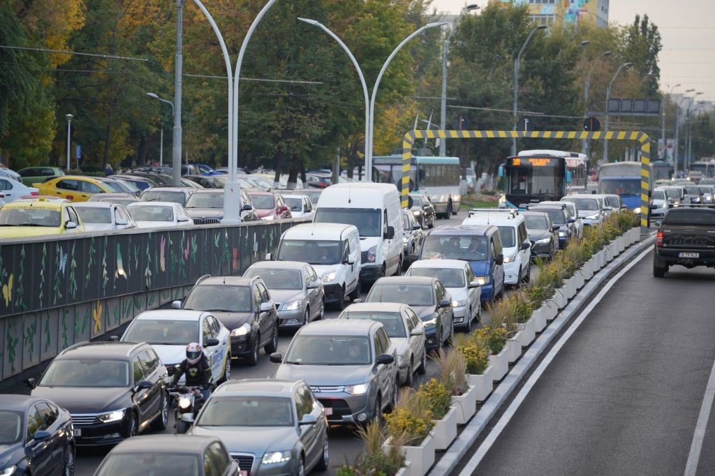 HOTNEWS.RO: DOCUMENT Plafonarea prețurilor RCA, prelungită până la 30 iunie 2025. Ce dezechilibre pot crește prețurile în lipsa acestei măsuri